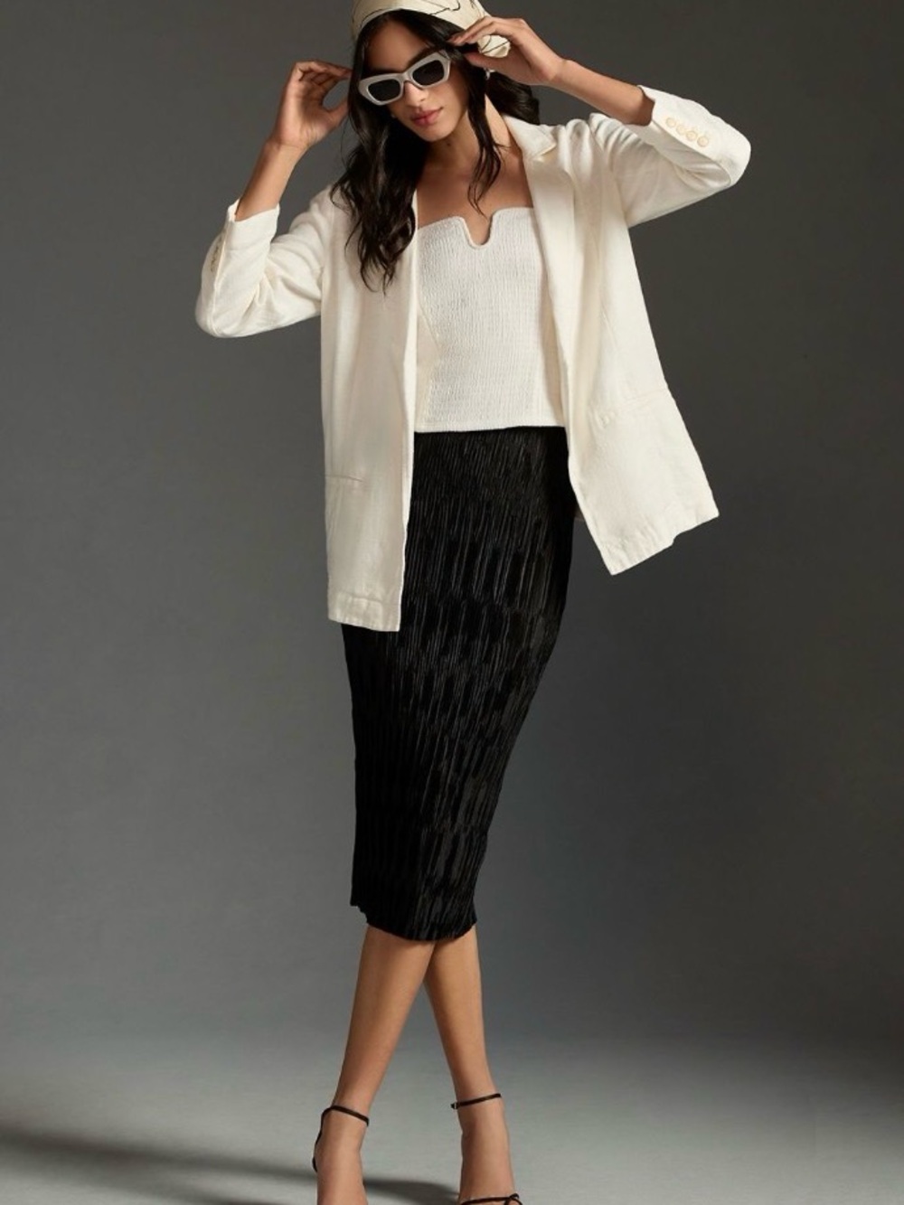 Anthropologie size 4 Petite ivory linen and viscose unstructured blazer.